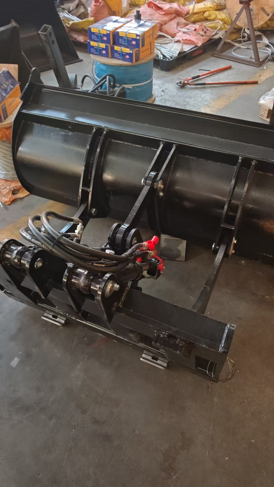 Open Cab 3.5 T 4X4 on demand - Image 5